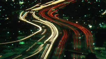 Koyaanisqatsi: Minimalist ve Atmosferik Bir Yolculuk